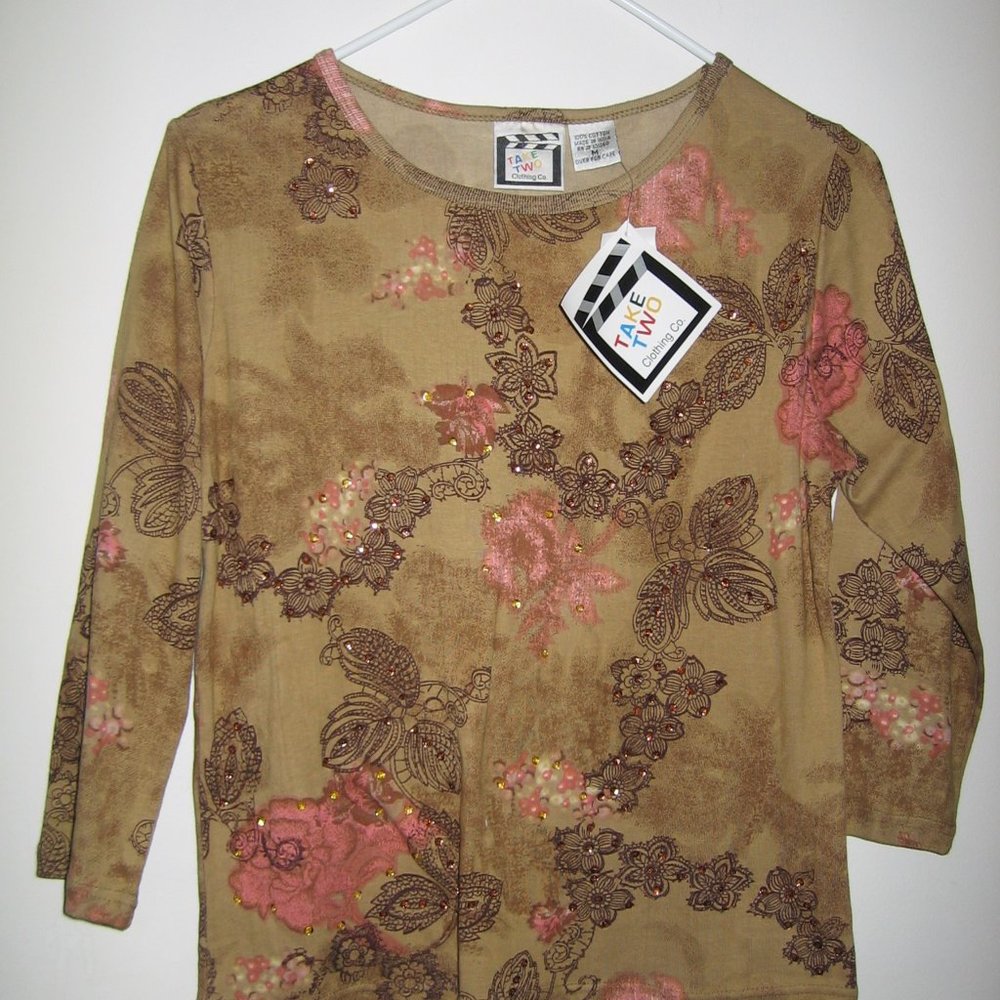 NWT Take Two 3/4 Sleeve Olive Green Floral Top M